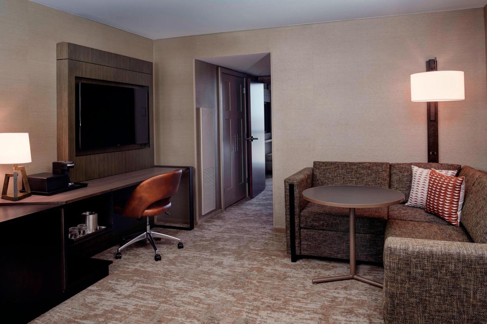 Chicago Marriott Southwest At Burr Ridge Hotell Exteriör bild