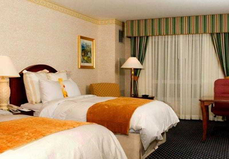 Chicago Marriott Southwest At Burr Ridge Hotell Exteriör bild
